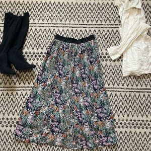 Floral Pleated Midi Skirt